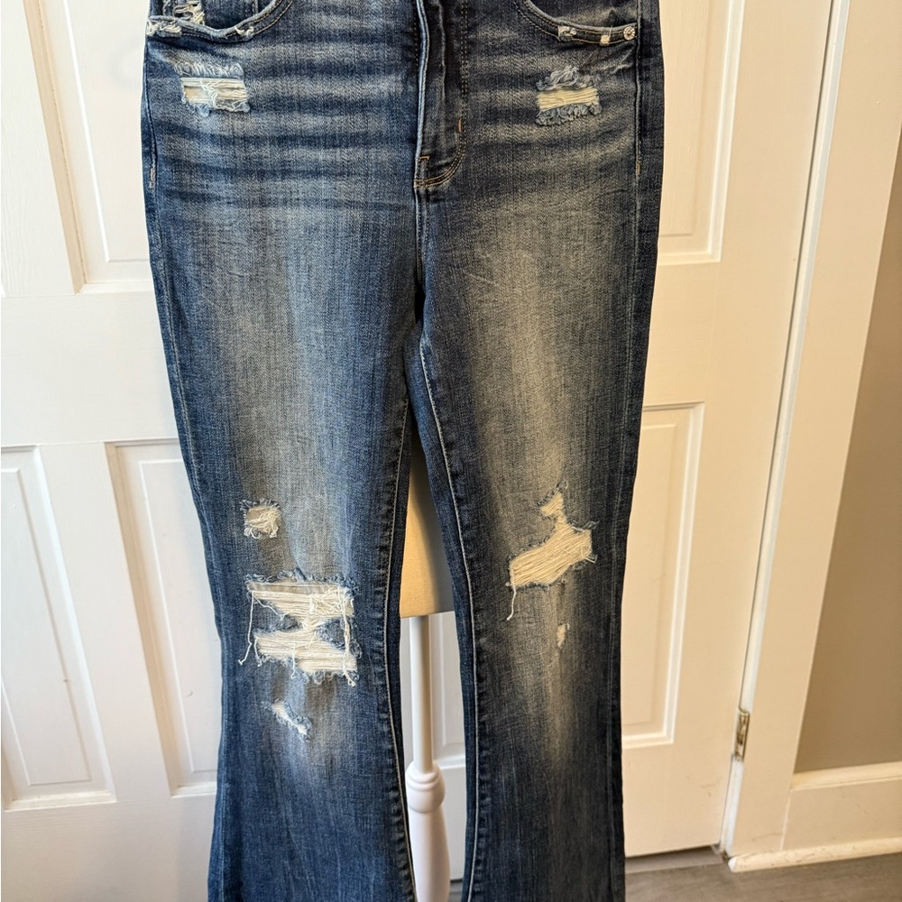 Distressed Buckle Black Jeans